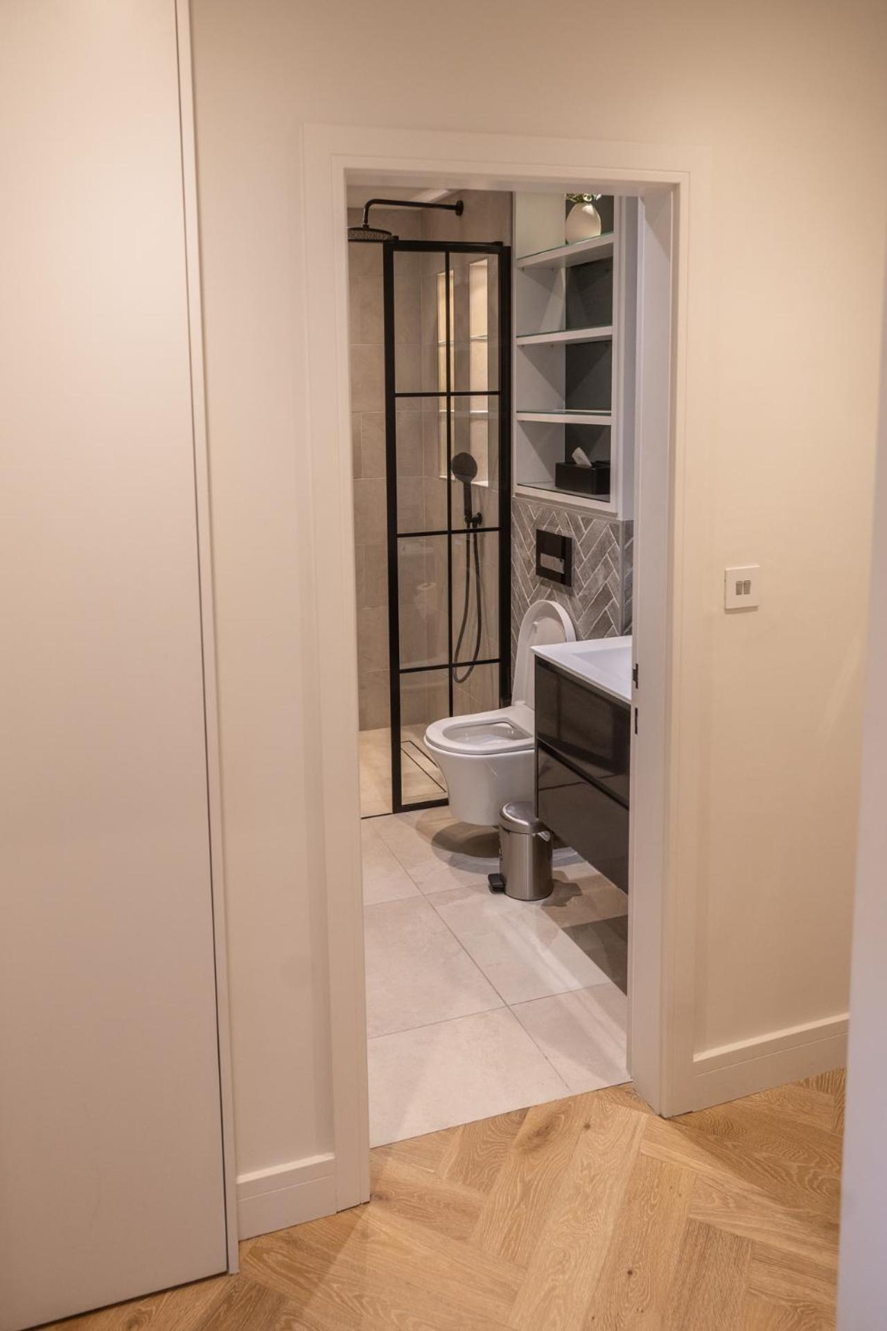 Modern, Stylish Newly Refurbished 2Nd Floor Apartment In Fitzrovia London Exterior photo